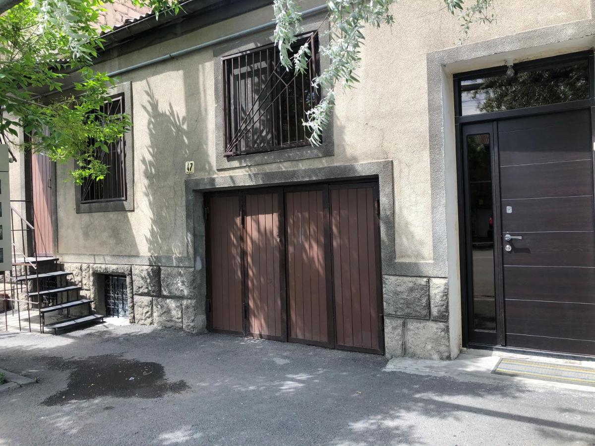 Second Room Yerevan Exterior foto
